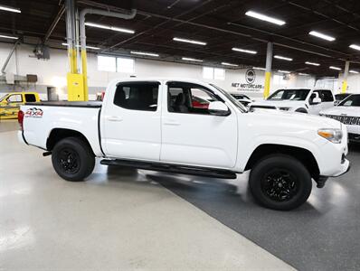 2023 Toyota Tacoma SR V6 4X4   - Photo 9 - Addison, IL 60101