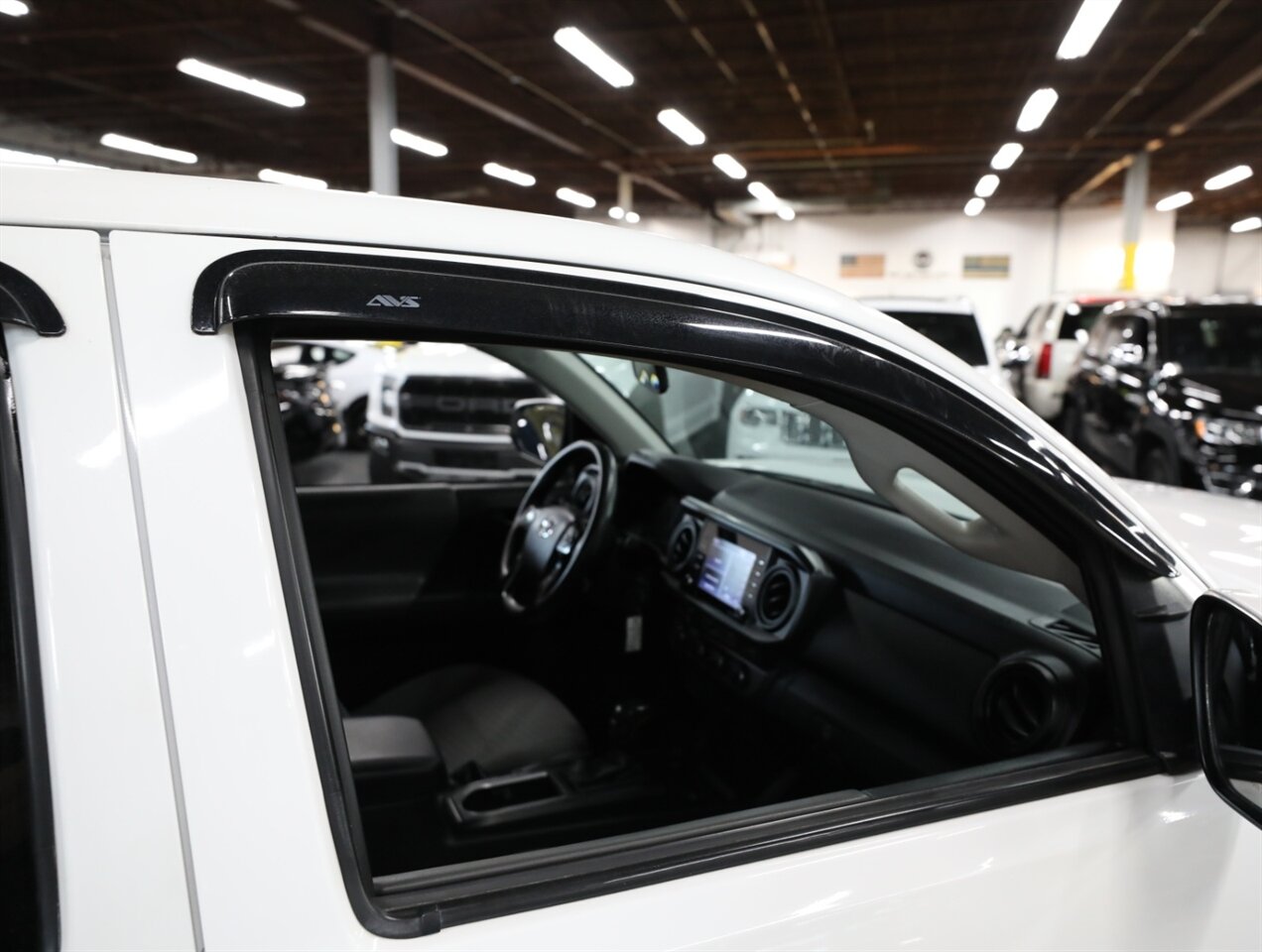 2023 Toyota Tacoma SR V6 4X4 - Photo 18 - Addison, IL 60101