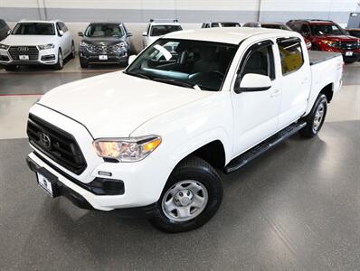 2023 Toyota Tacoma SR V6 4X4   - Photo 2 - Addison, IL 60101