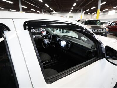 2023 Toyota Tacoma SR V6 4X4   - Photo 22 - Addison, IL 60101