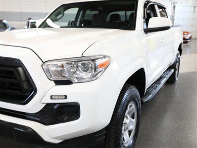 2023 Toyota Tacoma SR V6 4X4   - Photo 5 - Addison, IL 60101