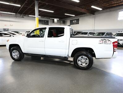 2023 Toyota Tacoma SR V6 4X4   - Photo 20 - Addison, IL 60101