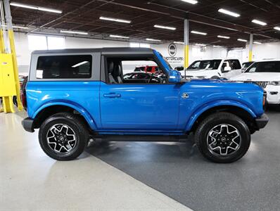 2023 Ford Bronco Outer Banks   - Photo 9 - Addison, IL 60101