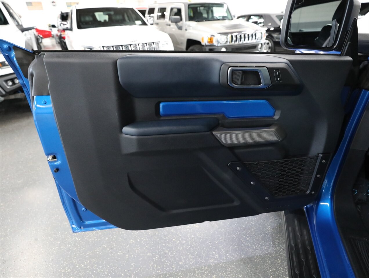2023 Ford Bronco Outer Banks - Photo 22 - Addison, IL 60101