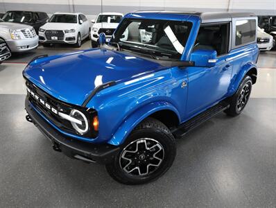 2023 Ford Bronco Outer Banks   - Photo 2 - Addison, IL 60101