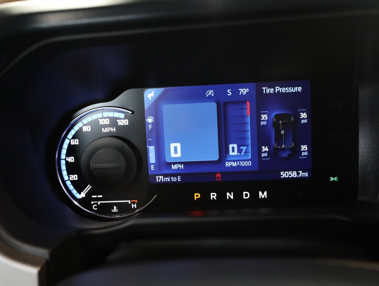 2023 Ford Bronco Outer Banks - Photo 37 - Addison, IL 60101
