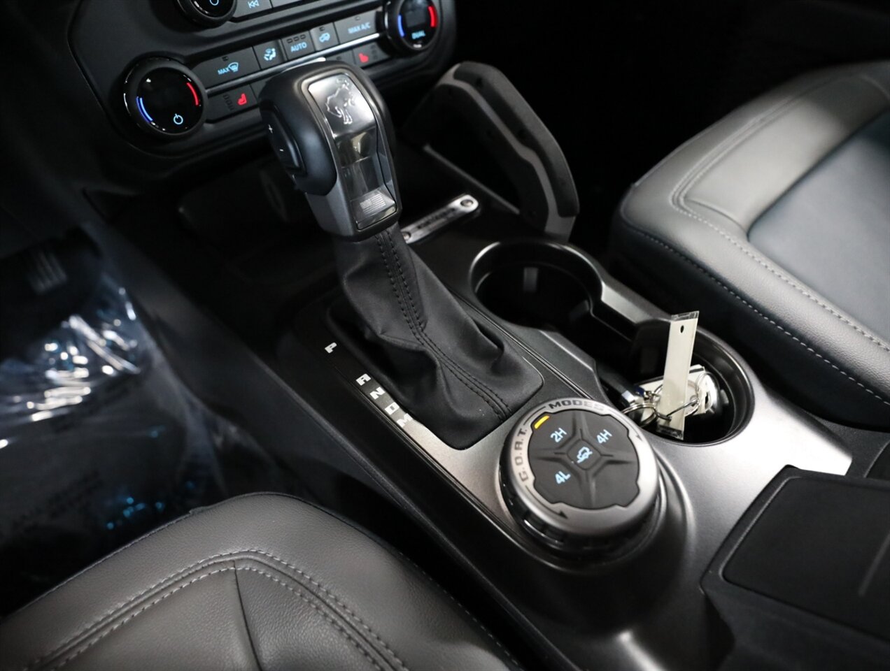 2023 Ford Bronco Outer Banks - Photo 26 - Addison, IL 60101