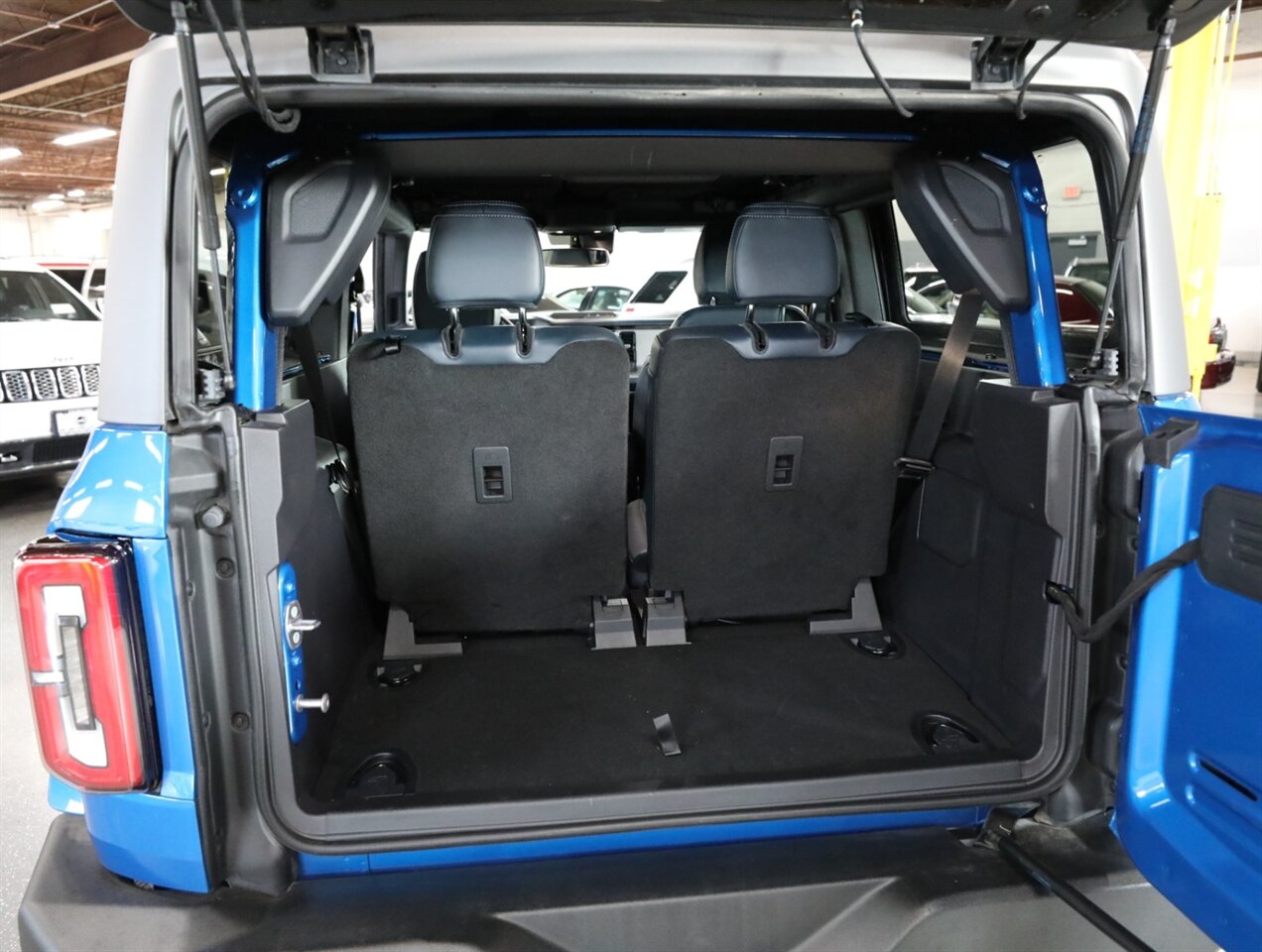 2023 Ford Bronco Outer Banks - Photo 20 - Addison, IL 60101