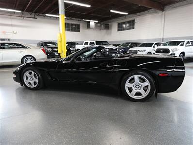 1998 Chevrolet Corvette   - Photo 18 - Addison, IL 60101