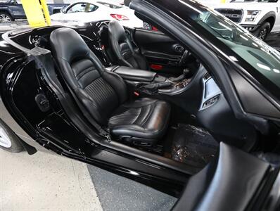 1998 Chevrolet Corvette   - Photo 22 - Addison, IL 60101