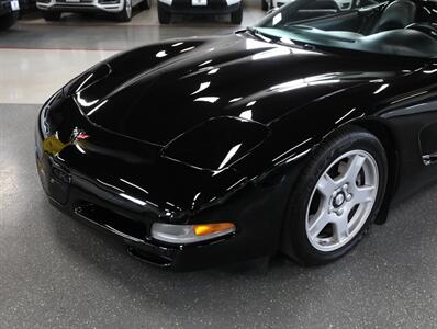 1998 Chevrolet Corvette   - Photo 4 - Addison, IL 60101