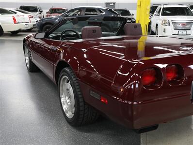 1993 Chevrolet Corvette Convertible   - Photo 17 - Addison, IL 60101