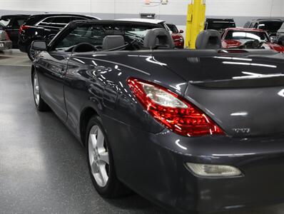 2008 Toyota Camry Solara SLE V6 - Photo 13 - Addison, IL 60101