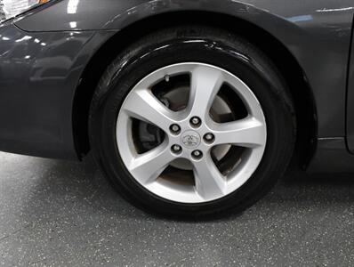 2008 Toyota Camry Solara SLE V6 - Photo 38 - Addison, IL 60101