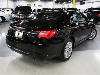 2013 Chrysler 200 Limited   - Photo 39 - Addison, IL 60101