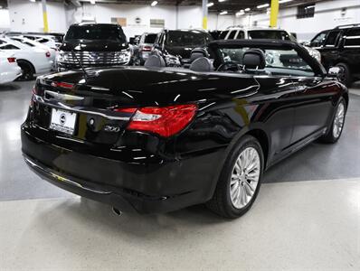 2013 Chrysler 200 Limited   - Photo 10 - Addison, IL 60101