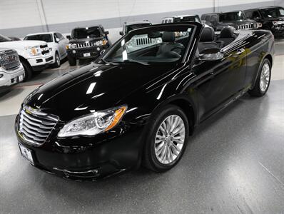 2013 Chrysler 200 Limited   - Photo 5 - Addison, IL 60101