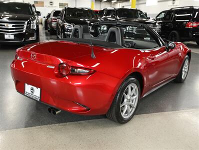 2016 Mazda MX-5 Miata Sport   - Photo 10 - Addison, IL 60101