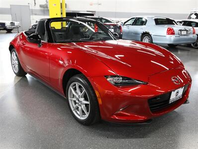 2016 Mazda MX-5 Miata Sport   - Photo 8 - Addison, IL 60101