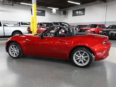 2016 Mazda MX-5 Miata Sport   - Photo 16 - Addison, IL 60101