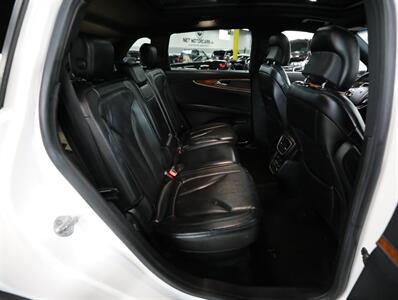 2016 Lincoln MKX Reserve AWD - Photo 22 - Addison, IL 60101