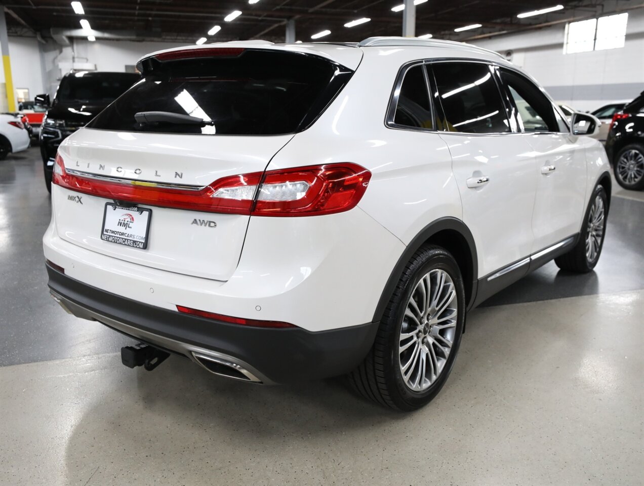 2016 Lincoln MKX Reserve AWD - Photo 9 - Addison, IL 60101