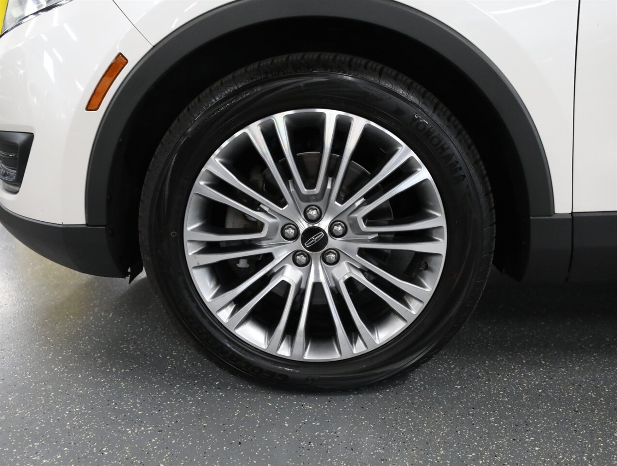 2016 Lincoln MKX Reserve AWD - Photo 46 - Addison, IL 60101