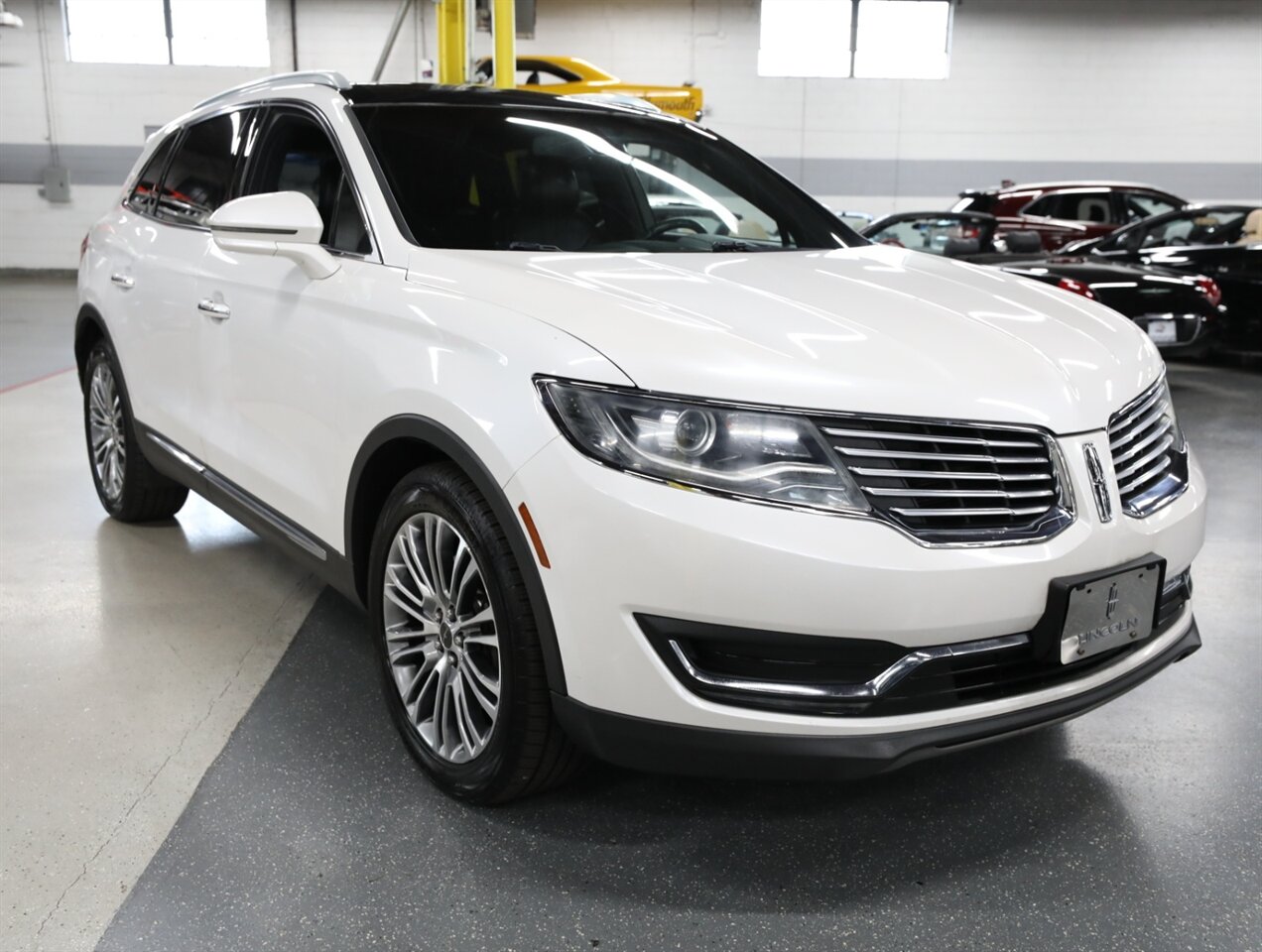 2016 Lincoln MKX Reserve AWD - Photo 7 - Addison, IL 60101