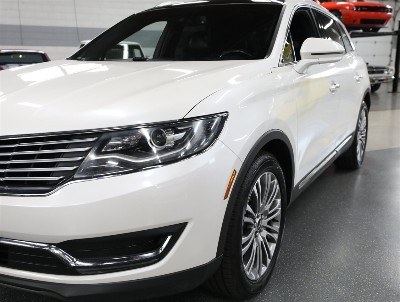2016 Lincoln MKX Reserve AWD - Photo 5 - Addison, IL 60101