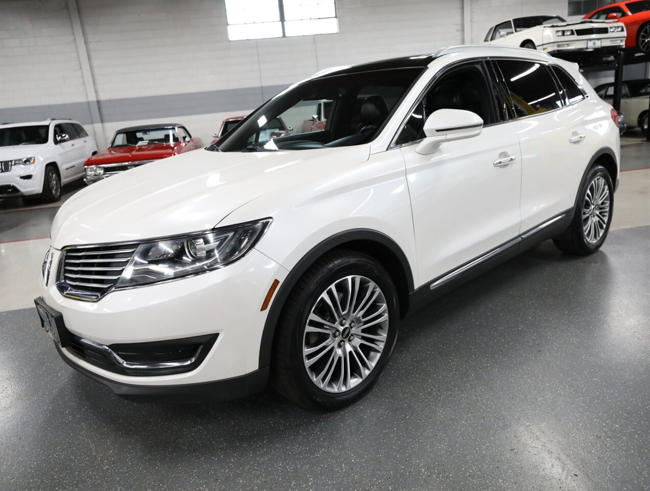 2016 Lincoln MKX Reserve AWD - Photo 4 - Addison, IL 60101
