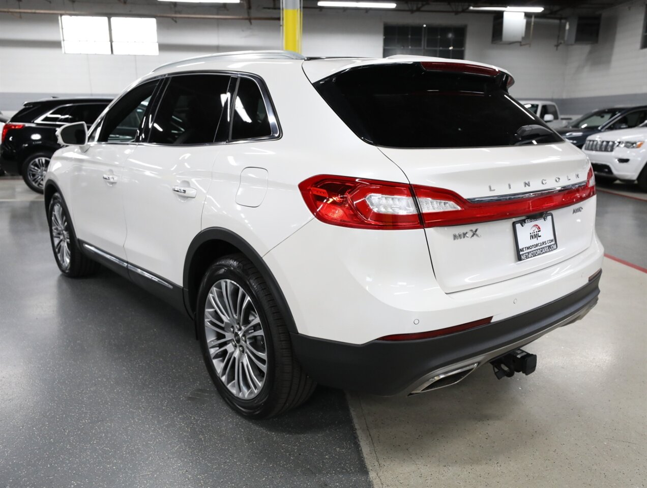2016 Lincoln MKX Reserve AWD - Photo 14 - Addison, IL 60101