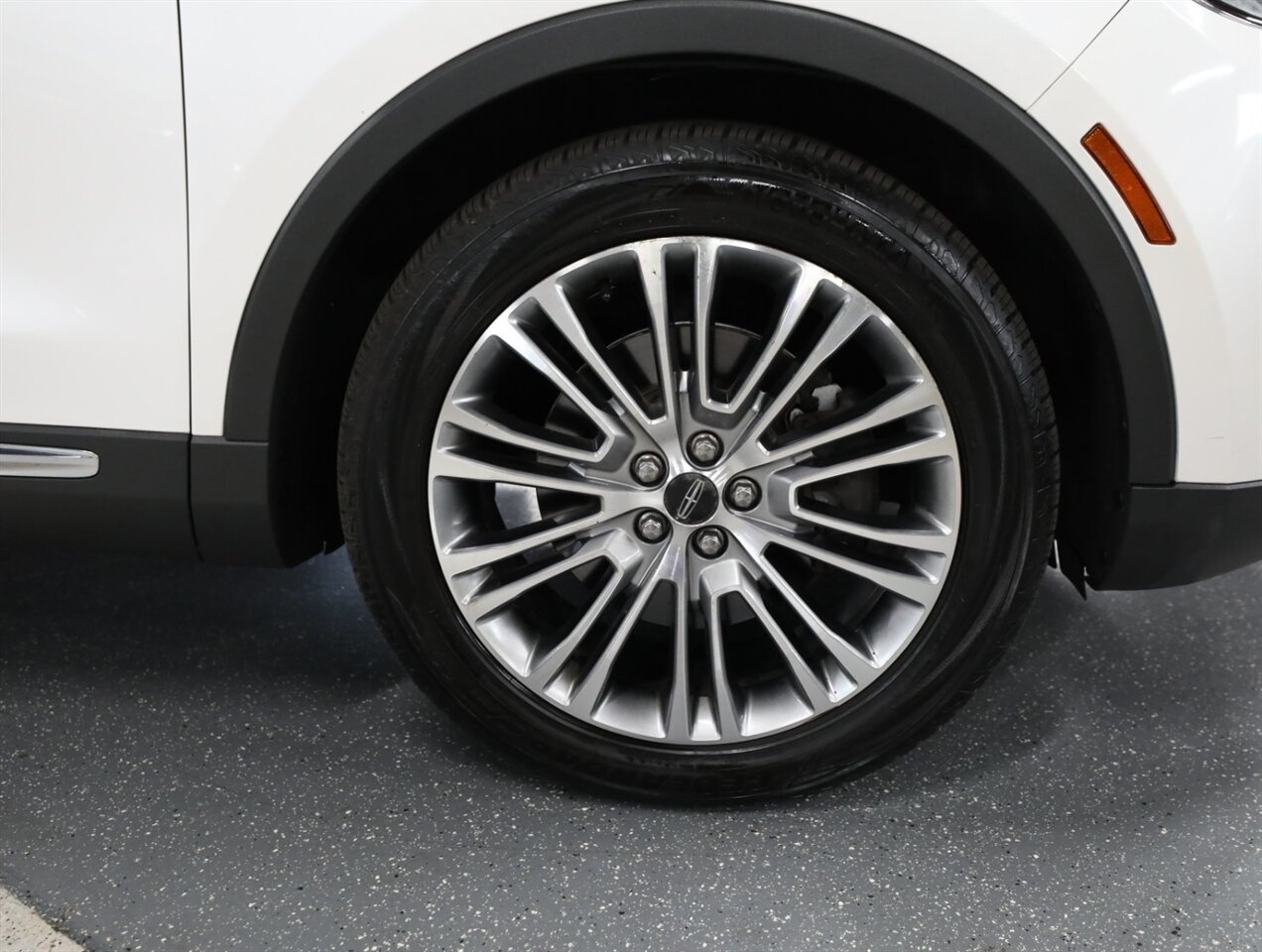 2016 Lincoln MKX Reserve AWD - Photo 47 - Addison, IL 60101