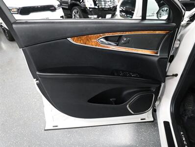 2016 Lincoln MKX Reserve AWD - Photo 30 - Addison, IL 60101