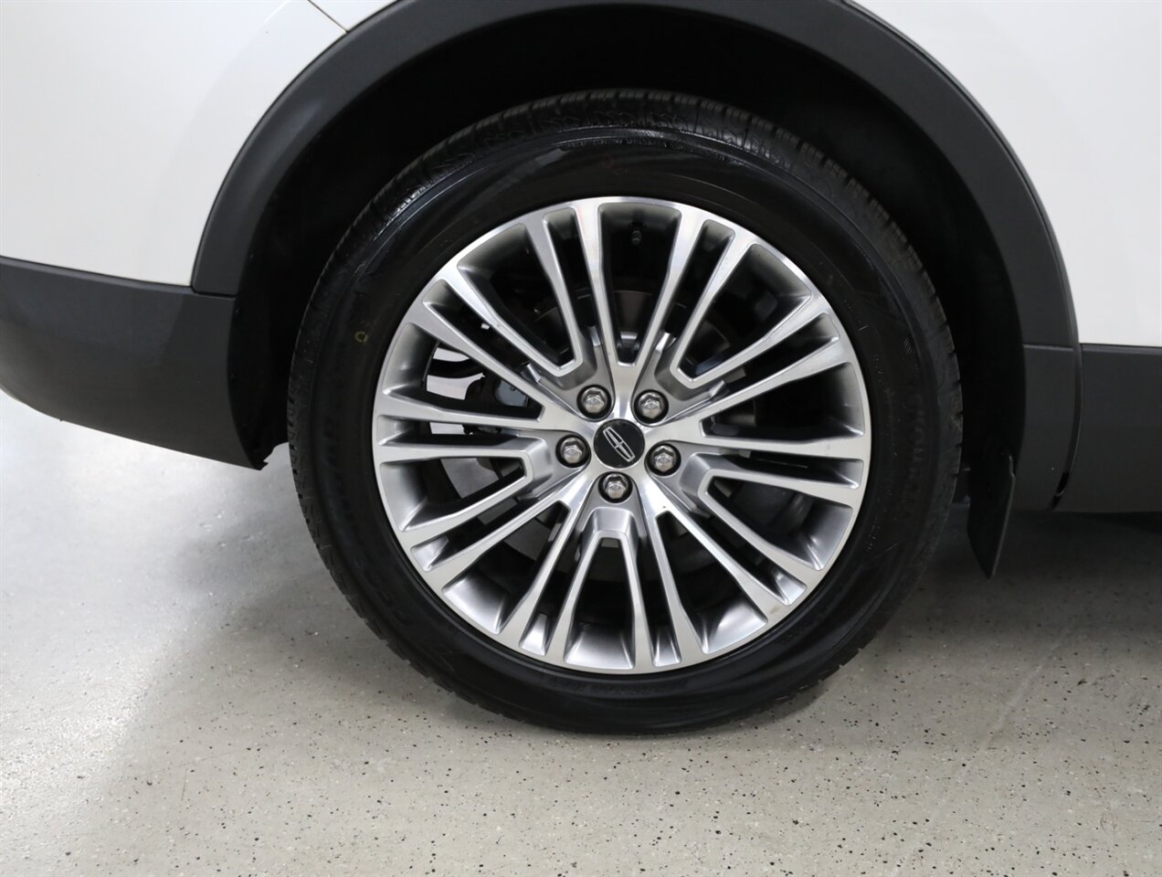 2016 Lincoln MKX Reserve AWD - Photo 48 - Addison, IL 60101