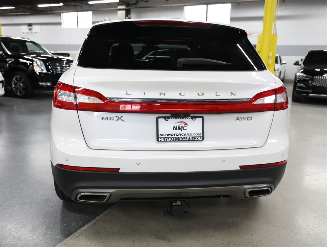 2016 Lincoln MKX Reserve AWD - Photo 10 - Addison, IL 60101