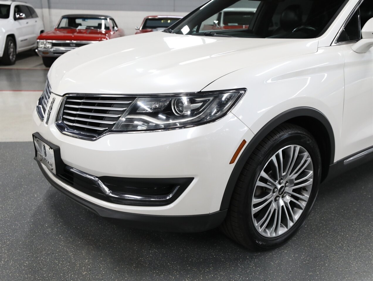 2016 Lincoln MKX Reserve AWD - Photo 3 - Addison, IL 60101