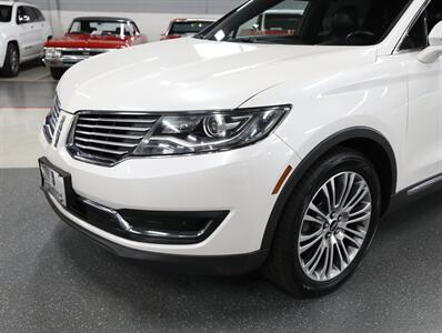 2016 Lincoln MKX Reserve AWD - Photo 3 - Addison, IL 60101