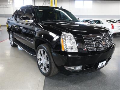 2013 Cadillac Escalade EXT Luxury AWD   - Photo 7 - Addison, IL 60101
