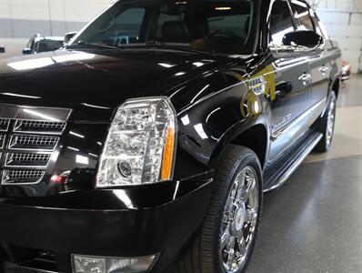 2013 Cadillac Escalade EXT Luxury AWD   - Photo 5 - Addison, IL 60101