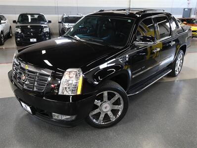 2013 Cadillac Escalade EXT Luxury AWD   - Photo 2 - Addison, IL 60101