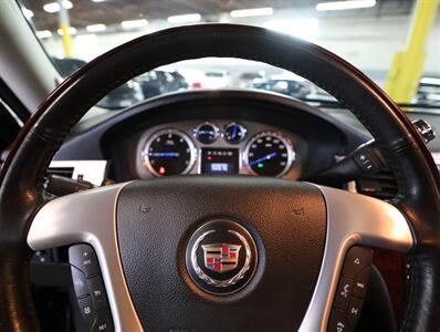 2013 Cadillac Escalade EXT Luxury AWD   - Photo 40 - Addison, IL 60101
