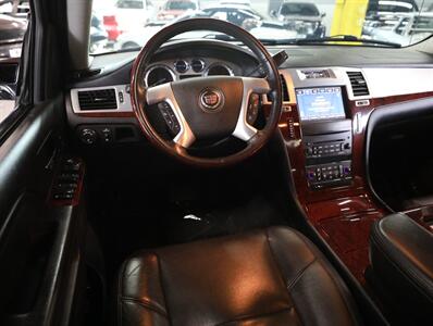 2013 Cadillac Escalade EXT Luxury AWD   - Photo 27 - Addison, IL 60101