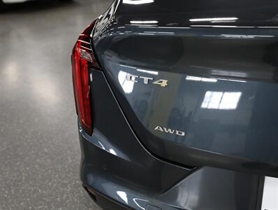2022 Cadillac CT4 Luxury   - Photo 12 - Addison, IL 60101