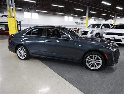 2022 Cadillac CT4 Luxury   - Photo 8 - Addison, IL 60101