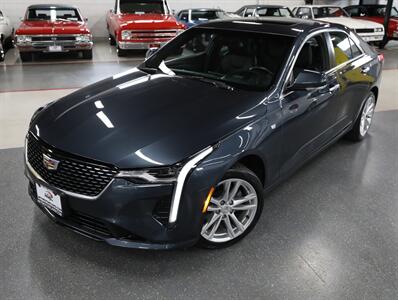 2022 Cadillac CT4 Luxury   - Photo 2 - Addison, IL 60101