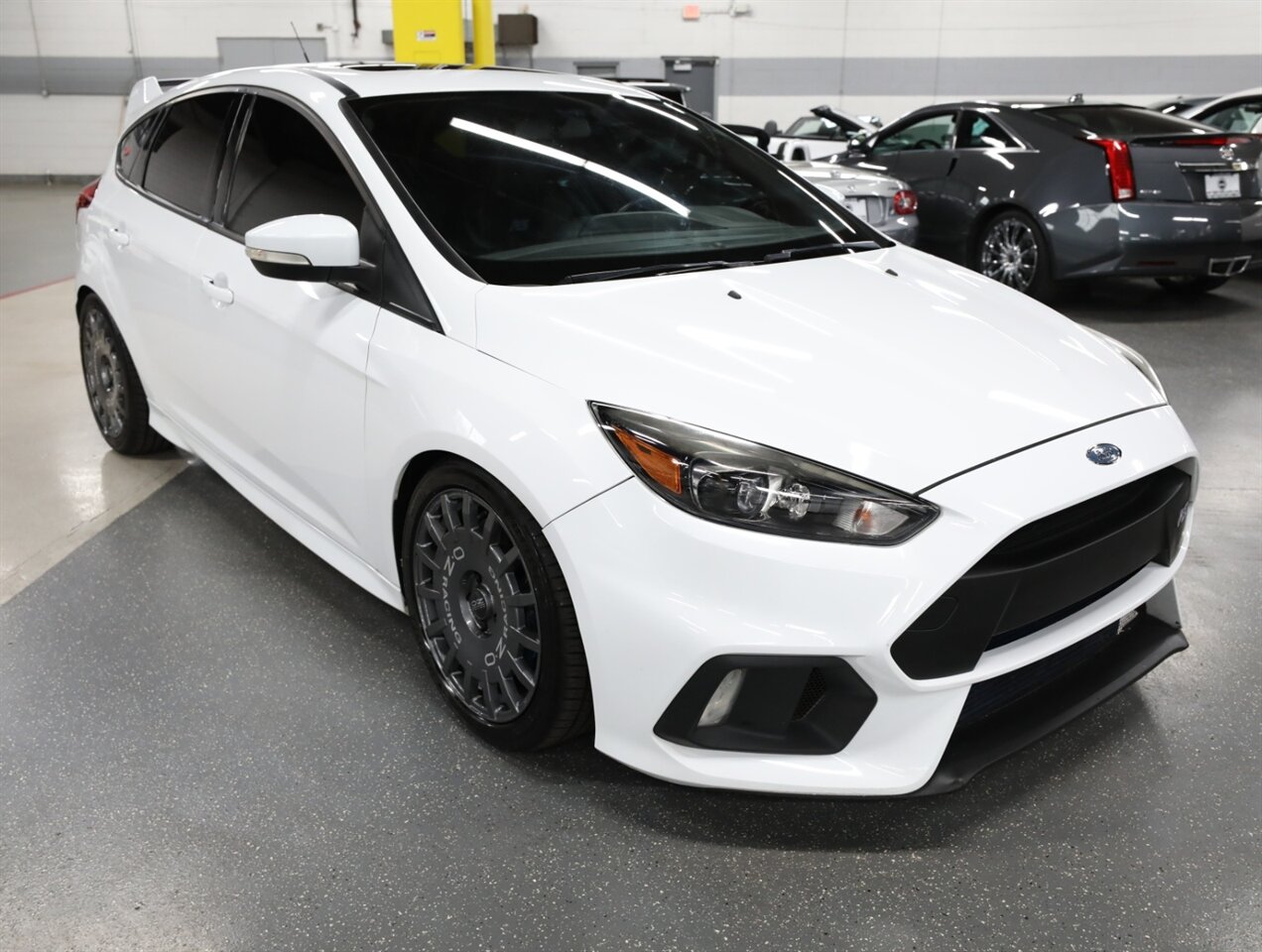 2017 Ford Focus RS - Photo 9 - Addison, IL 60101