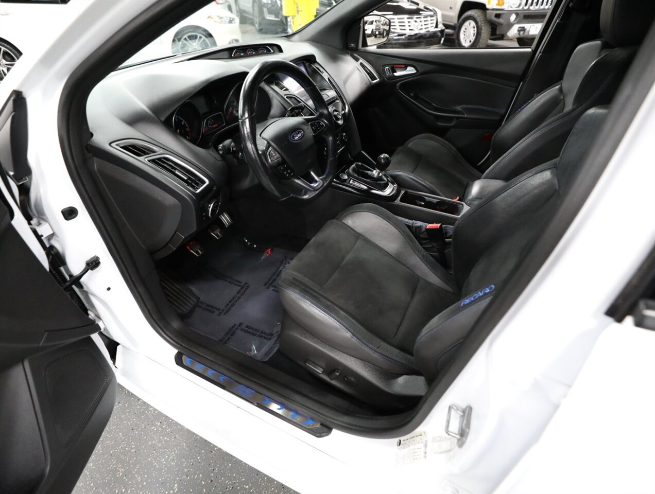 2017 Ford Focus RS - Photo 33 - Addison, IL 60101