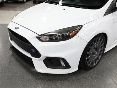 2017 Ford Focus RS   - Photo 3 - Addison, IL 60101