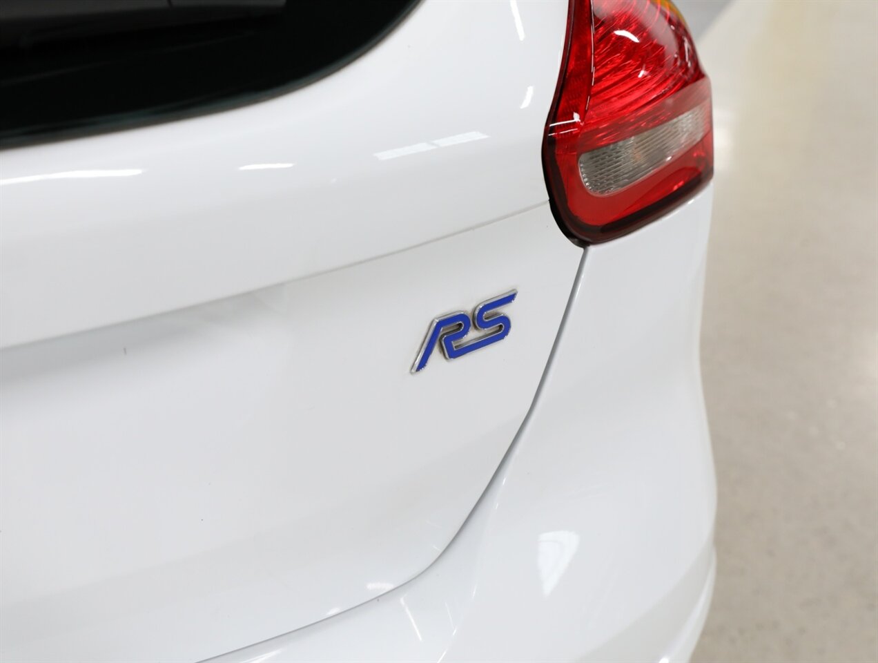 2017 Ford Focus RS - Photo 13 - Addison, IL 60101