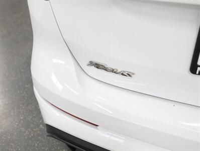 2017 Ford Focus RS   - Photo 14 - Addison, IL 60101